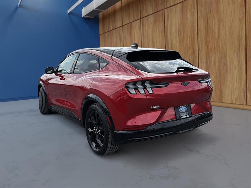 ford Mustang Mach-E 2023 - 7