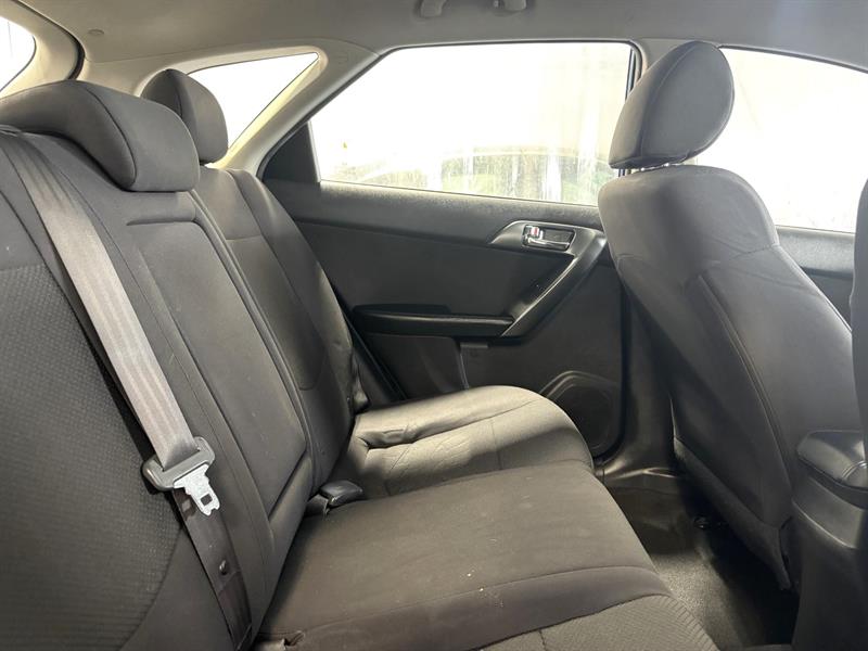 kia Forte 2013 - 24