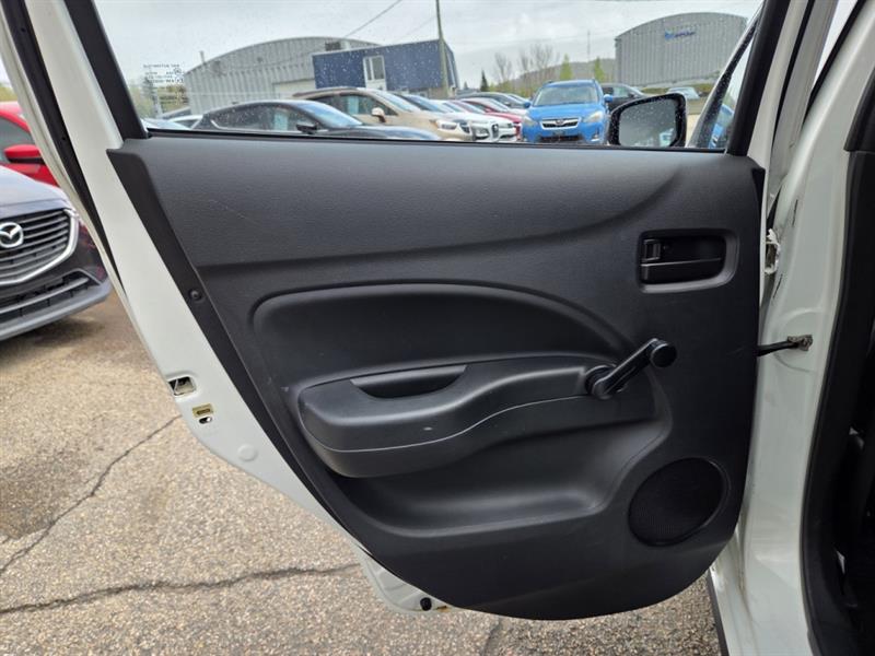 mitsubishi Mirage 2015 - 13