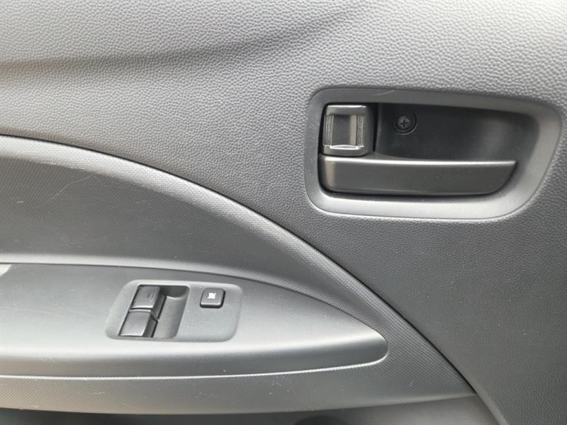 mitsubishi Mirage 2015 - 27