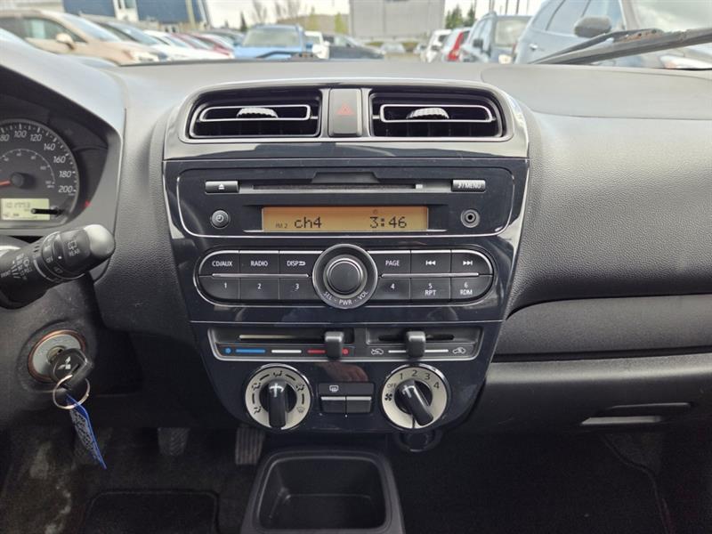 mitsubishi Mirage 2015 - 34