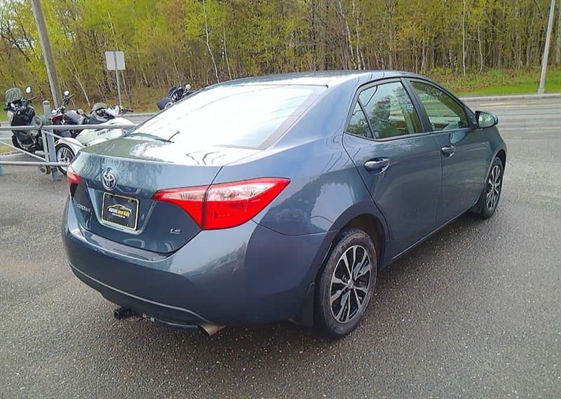 toyota Corolla 2018 - 10