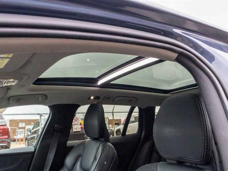 volvo V60 Cross Country 2019 - 16