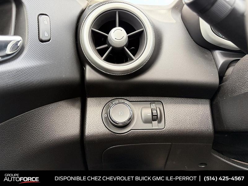 chevrolet Sonic 2017 - 16