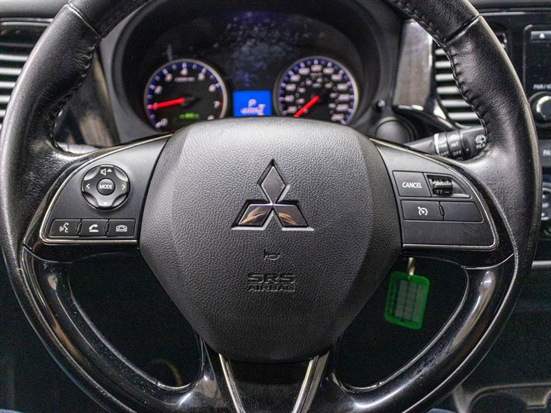 mitsubishi OUTLANDER AWD ES 2016 - 9