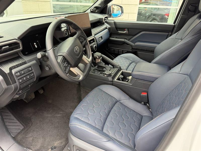 toyota 4Runner Hybrid 2025 - 32
