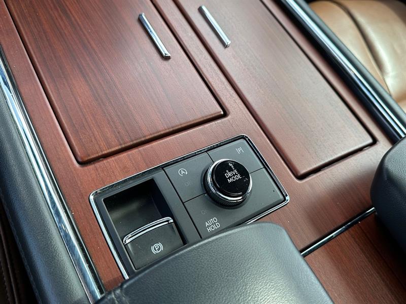 lincoln Navigator 2022 - 26