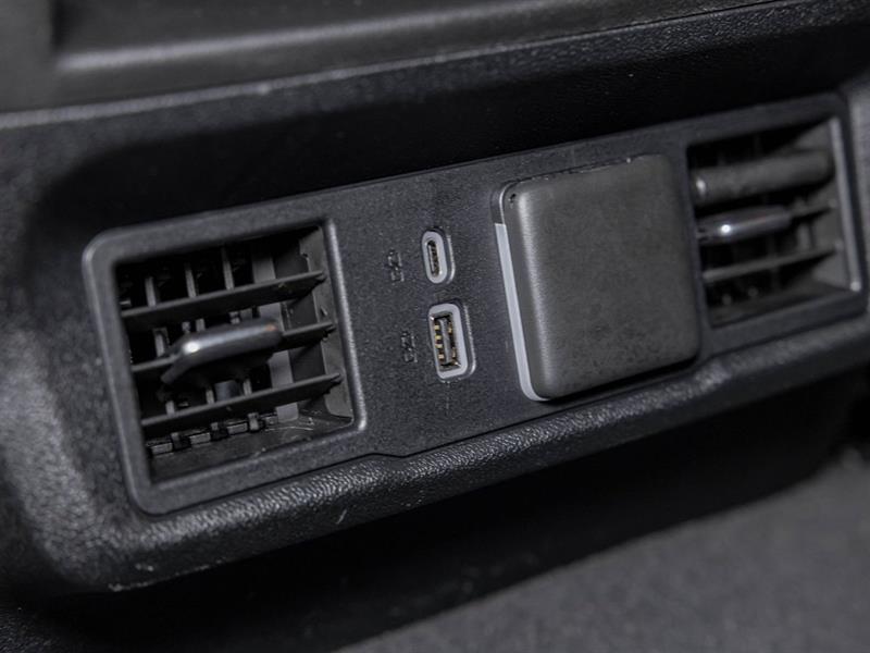 chevrolet Silverado 1500 2024 - 33