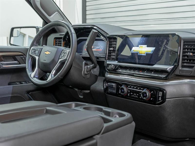 chevrolet Silverado 1500 2024 - 31