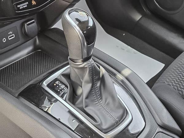 nissan Qashqai 2020 - 17