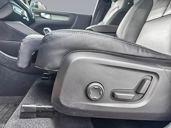 volvo XC40 2024 - 11