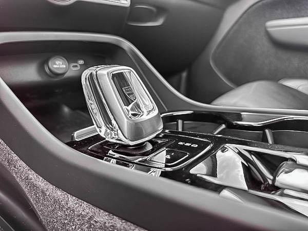 volvo XC40 2024 - 16