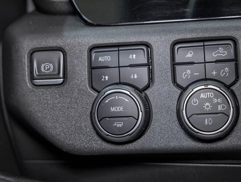 chevrolet Silverado 1500 2023 - 26