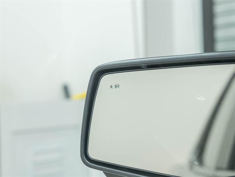 chevrolet Silverado 1500 2023 - 33