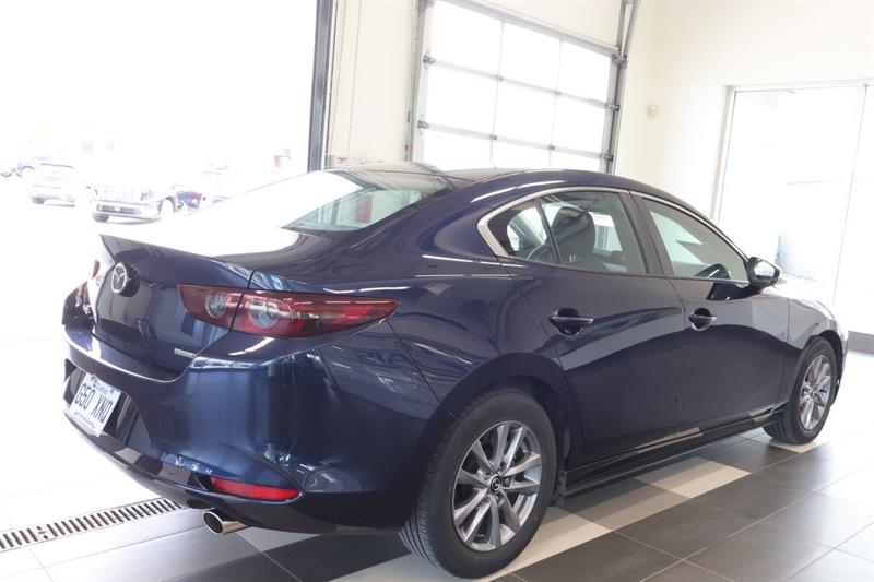 mazda Mazda3 2021 - 23