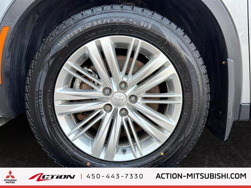 mitsubishi Outlander rechargeable 2023 - 9