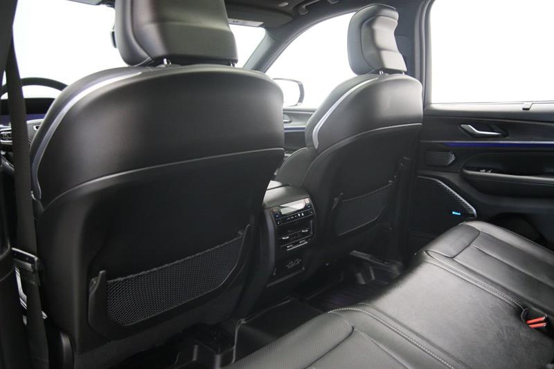 jeep Grand Cherokee 2023 - 10