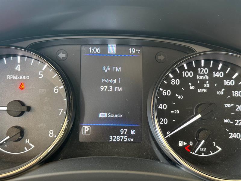 nissan Qashqai 2021 - 24