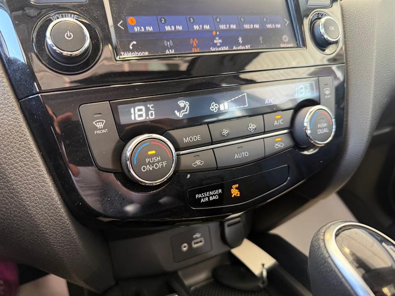 nissan Qashqai 2021 - 32