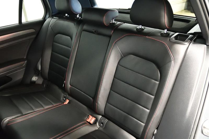 volkswagen Golf GTI 2019 - 16