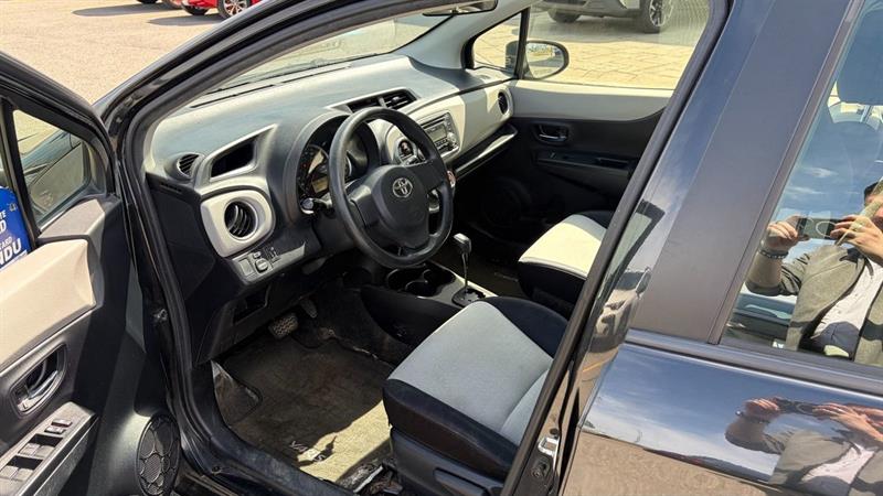 toyota Yaris 2012 - 11