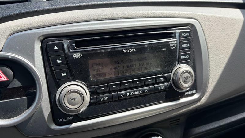toyota Yaris 2012 - 15