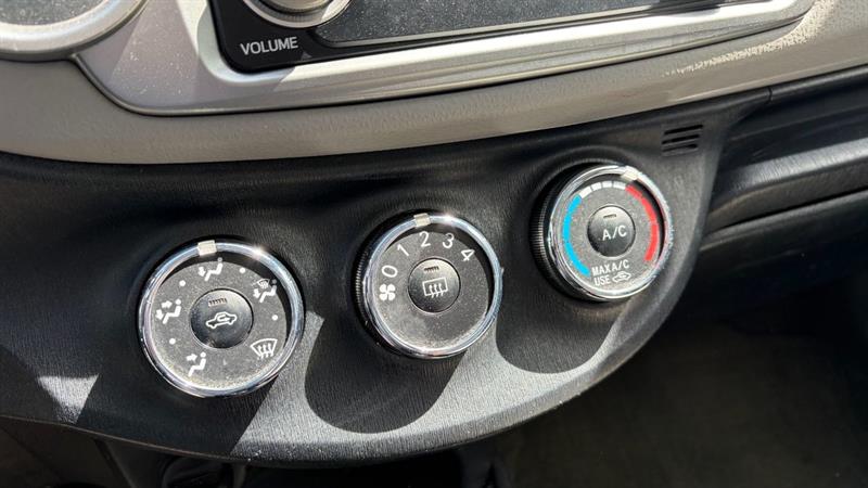 toyota Yaris 2012 - 16