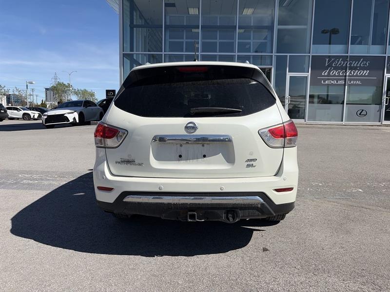nissan Pathfinder 2016 - 12