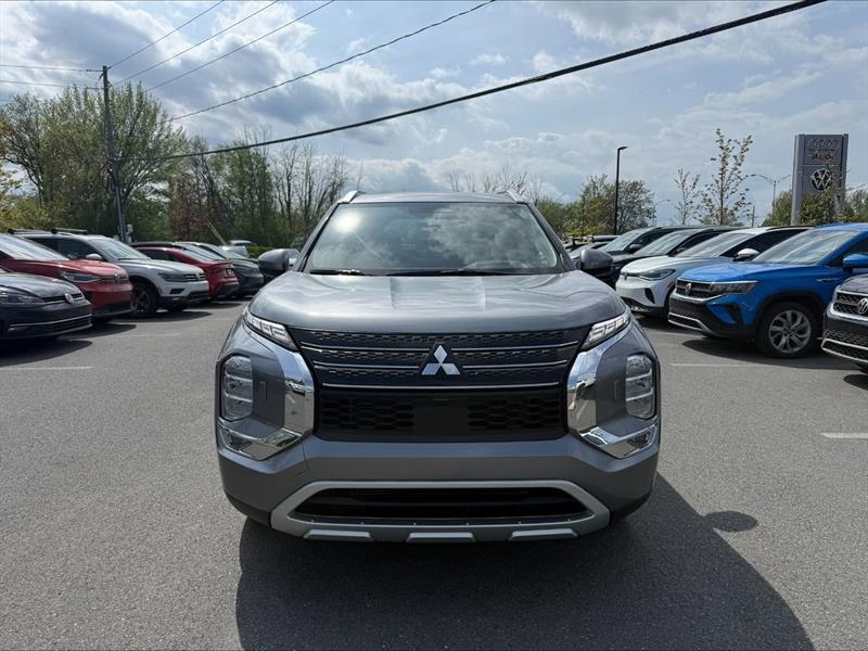 mitsubishi Outlander 2022 - 3