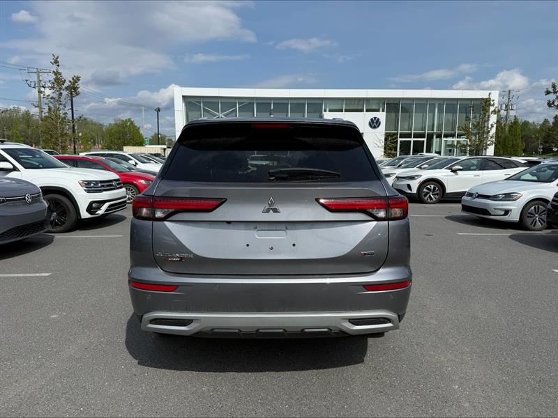 mitsubishi Outlander 2022 - 10