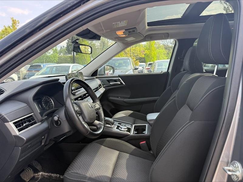 mitsubishi Outlander 2022 - 15