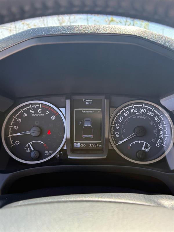 toyota Tacoma 2023 - 28