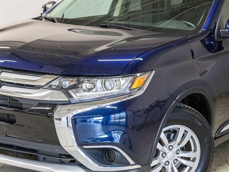 mitsubishi OUTLANDER AWD ES 2016 - 30