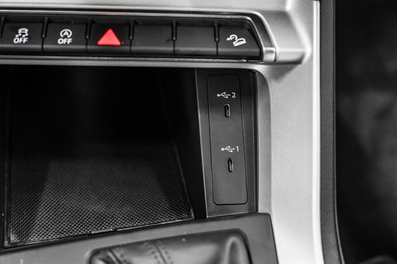 audi Q3 2022 - 19