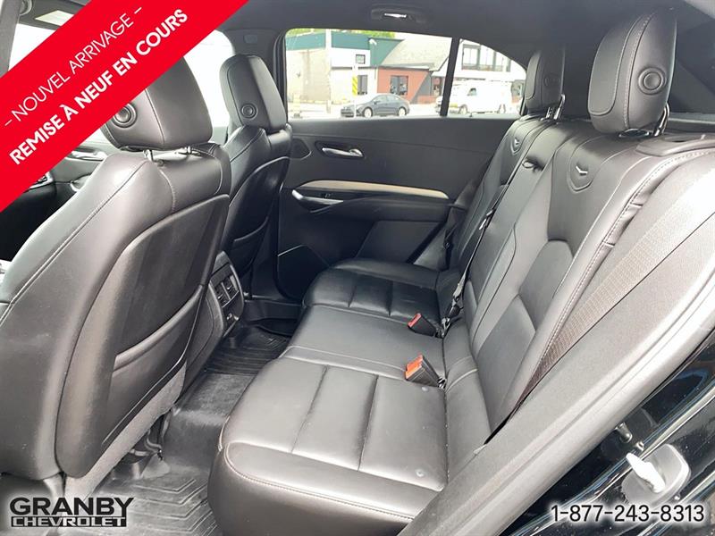 cadillac XT4 2021 - 8