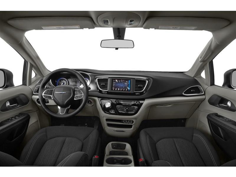 2025 Chrysler Grand Caravan - Image 5