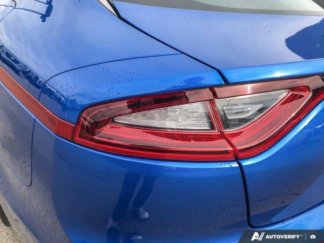 kia Stinger 2018 - 11