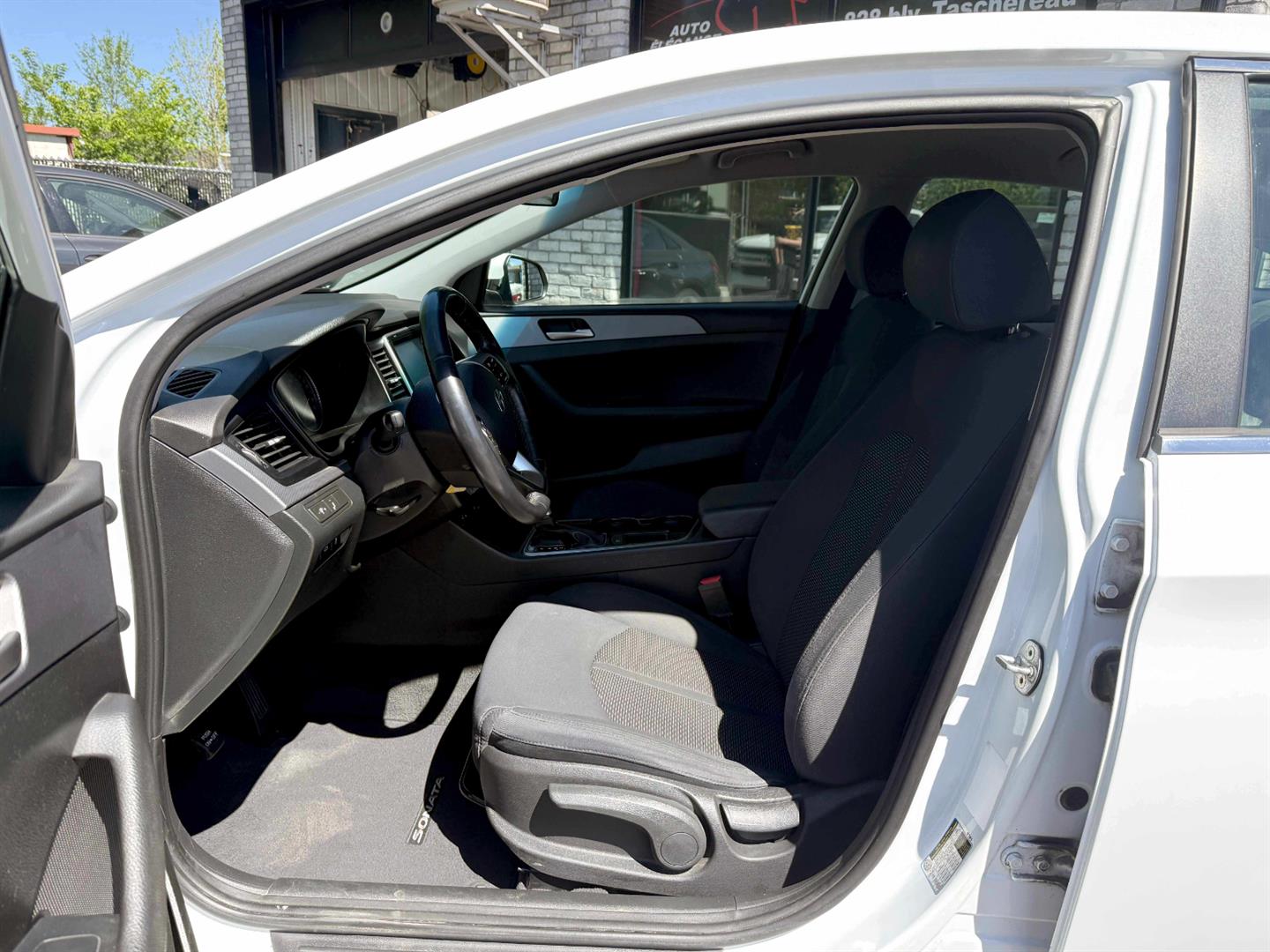 hyundai Sonata 2018 - 24