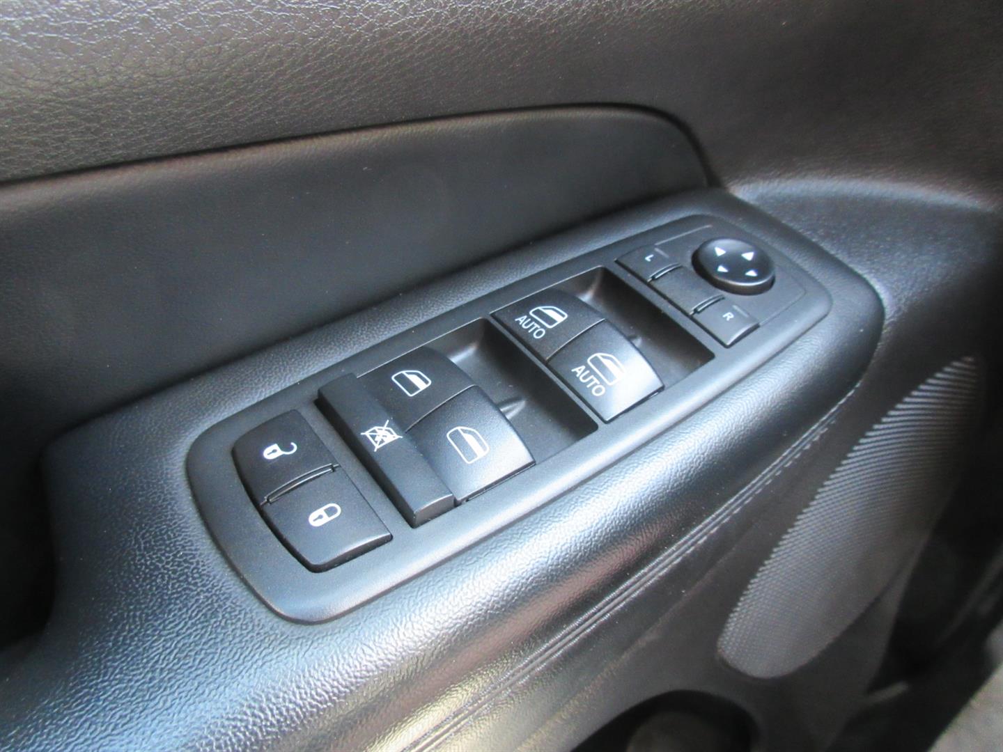 jeep Grand Cherokee 2020 - 25