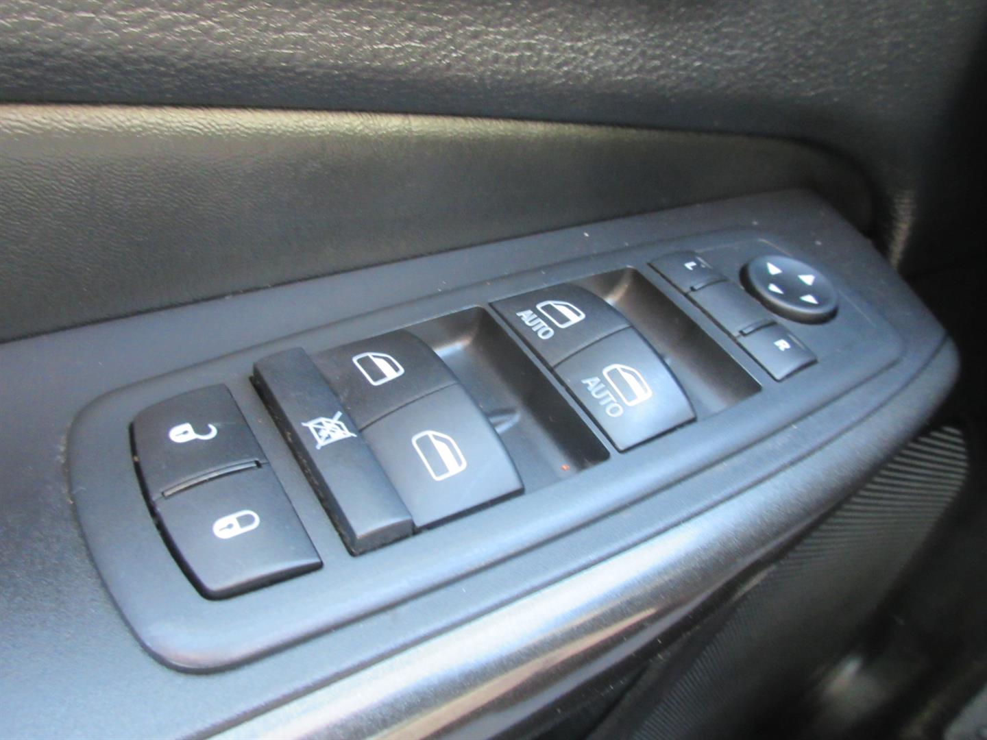 jeep Cherokee 2020 - 24