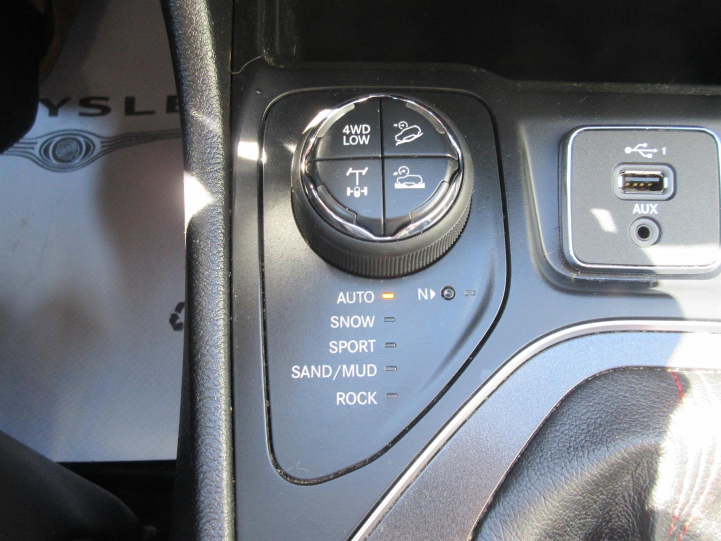 jeep Cherokee 2020 - 31