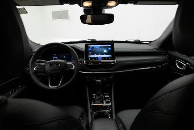 jeep Compass 2024 - 25