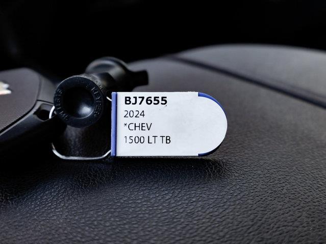 chevrolet Silverado 1500 2024 - 31