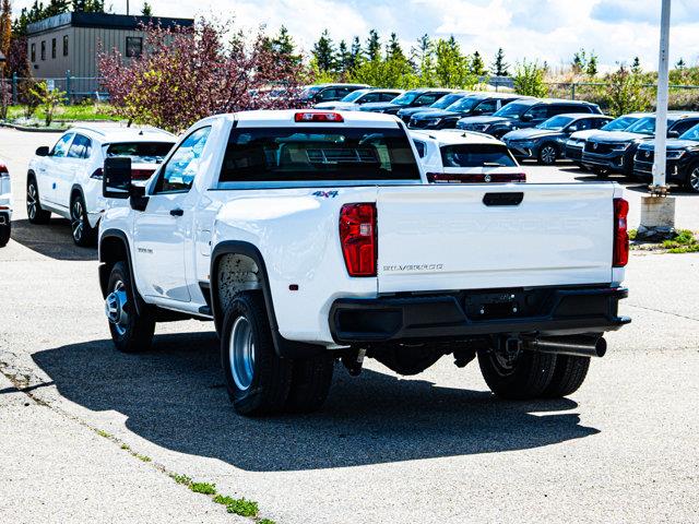 Chevrolet Silverado 3500HD 11