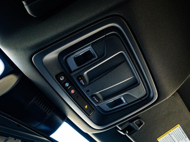 Chevrolet Silverado 3500HD 27