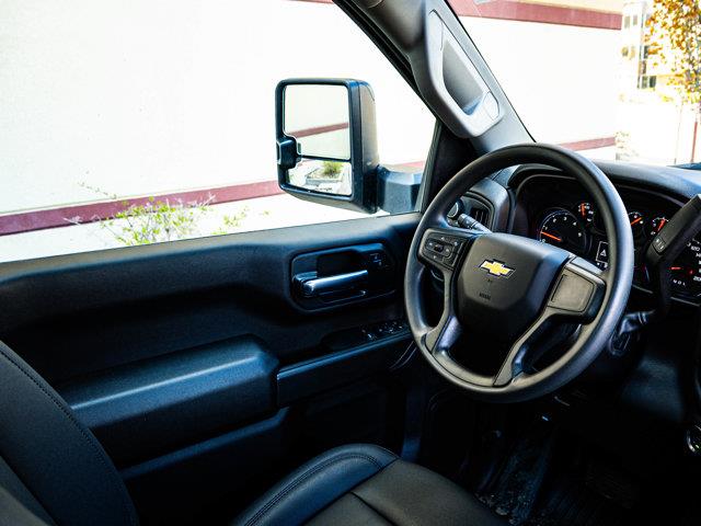 Chevrolet Silverado 3500HD 29