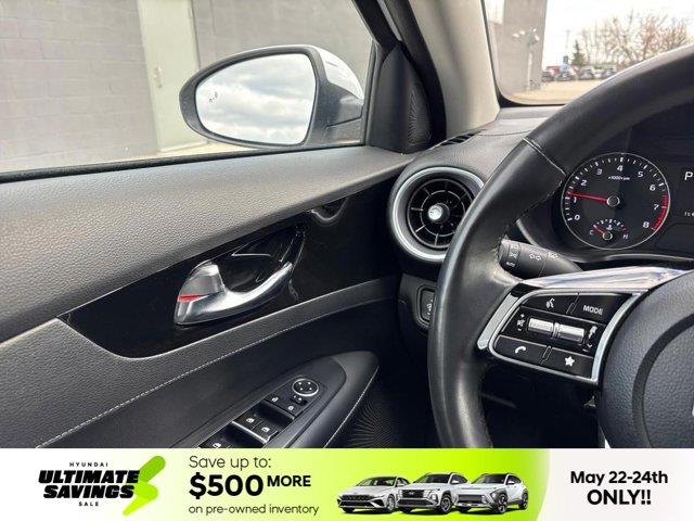 kia Forte 2024 - 20
