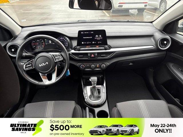 kia Forte 2024 - 27