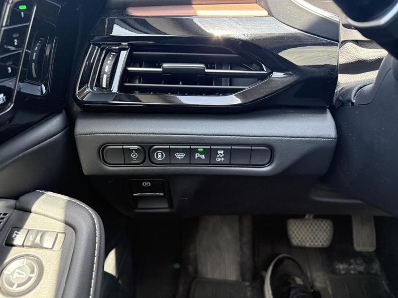 acura MDX 2022 - 12