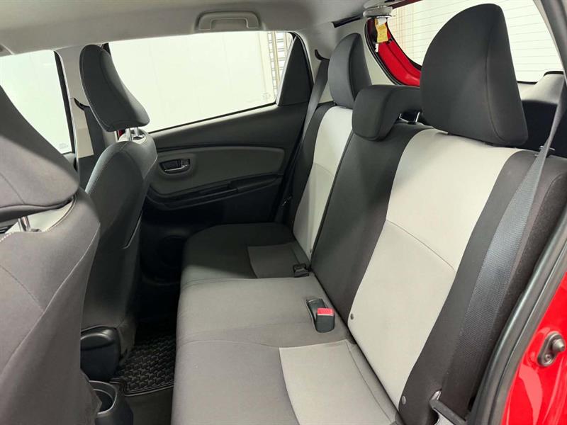 toyota Yaris 2018 - 12